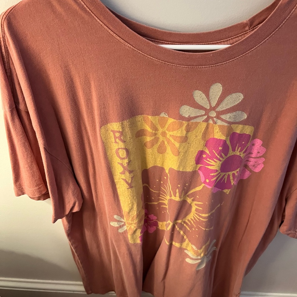 Roxy Women's Floral Graphic Top - Rusty Orange with Pink Flowers XL